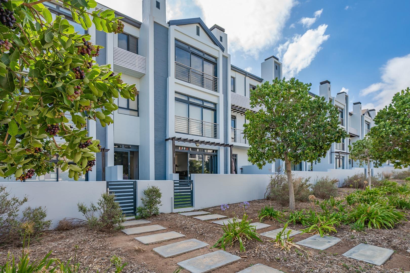 3 Bedroom Apartment for Sale - Western Cape