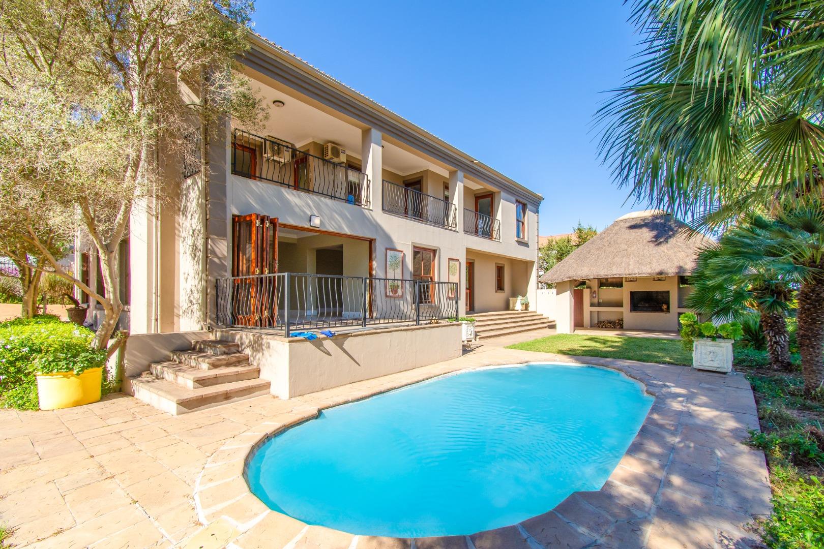 4 Bedroom House for Sale - Western Cape